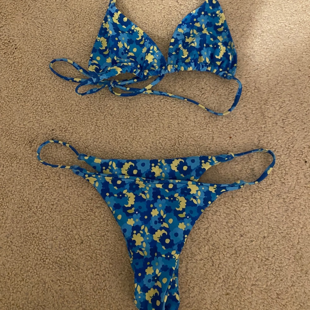 Trendy y2k bikini